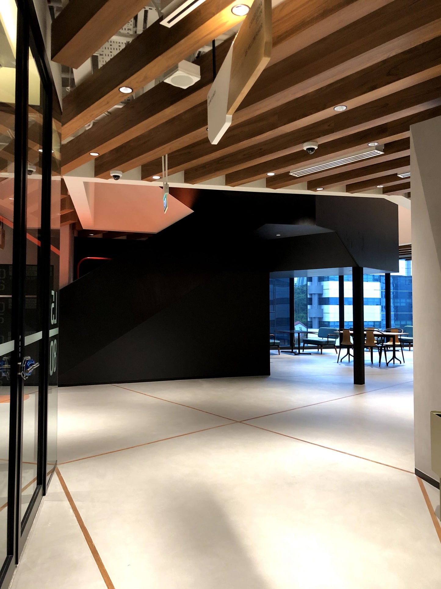 Wall2Floor Top Coat
